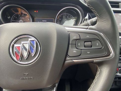 Used 2023 Buick Encore GX Select w/ Safety Package II AWD/4WD image 32