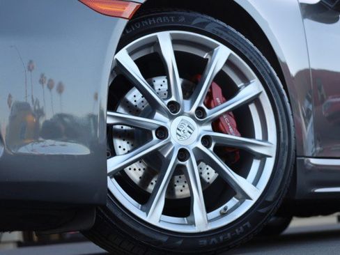 Used 2018 Porsche 718 Cayman RWD image 45