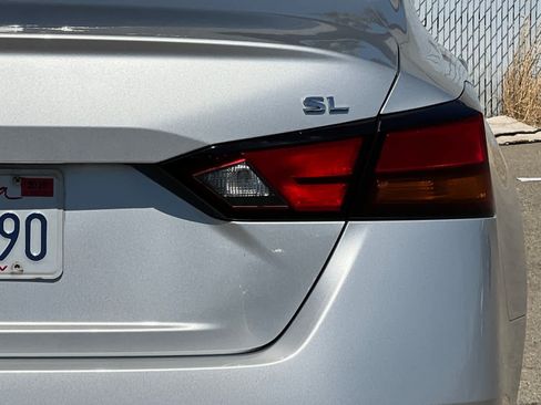 Used 2019 Nissan Altima 2.5 SL FWD image 21