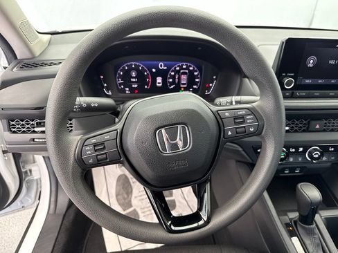Used 2024 Honda Accord EX image 25