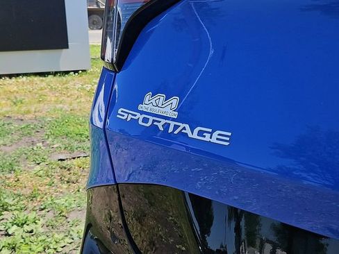 Certified 2026 Kia Sportage SX FWD image 32