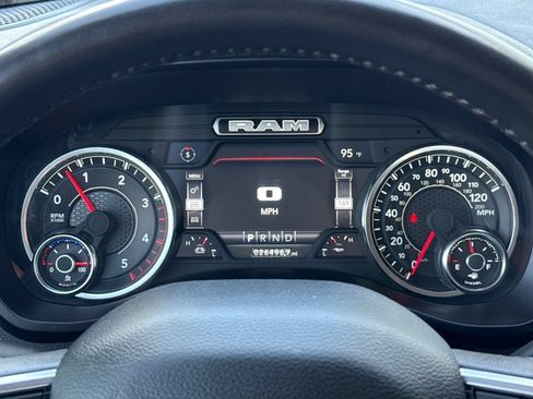 Used 2024 RAM 2500 Laramie AWD/4WD image 24