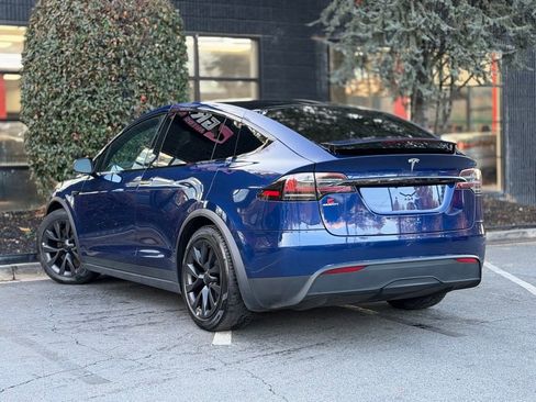 Used 2022 Tesla Model X image 19