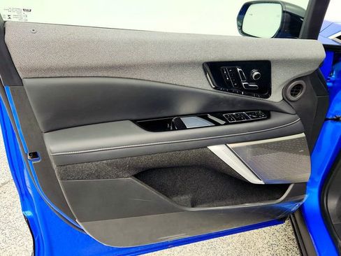 Used 2025 Cadillac Optiq Luxury 1 image 10