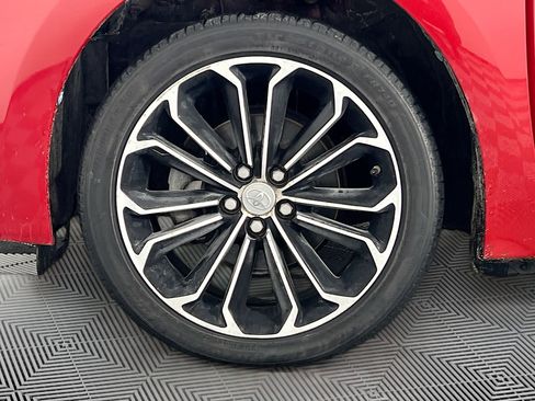 Used 2015 Toyota Corolla S Premium image 33