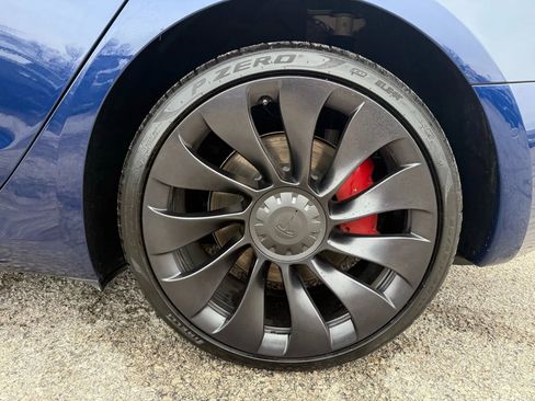 Used 2022 Tesla Model 3 Performance image 18