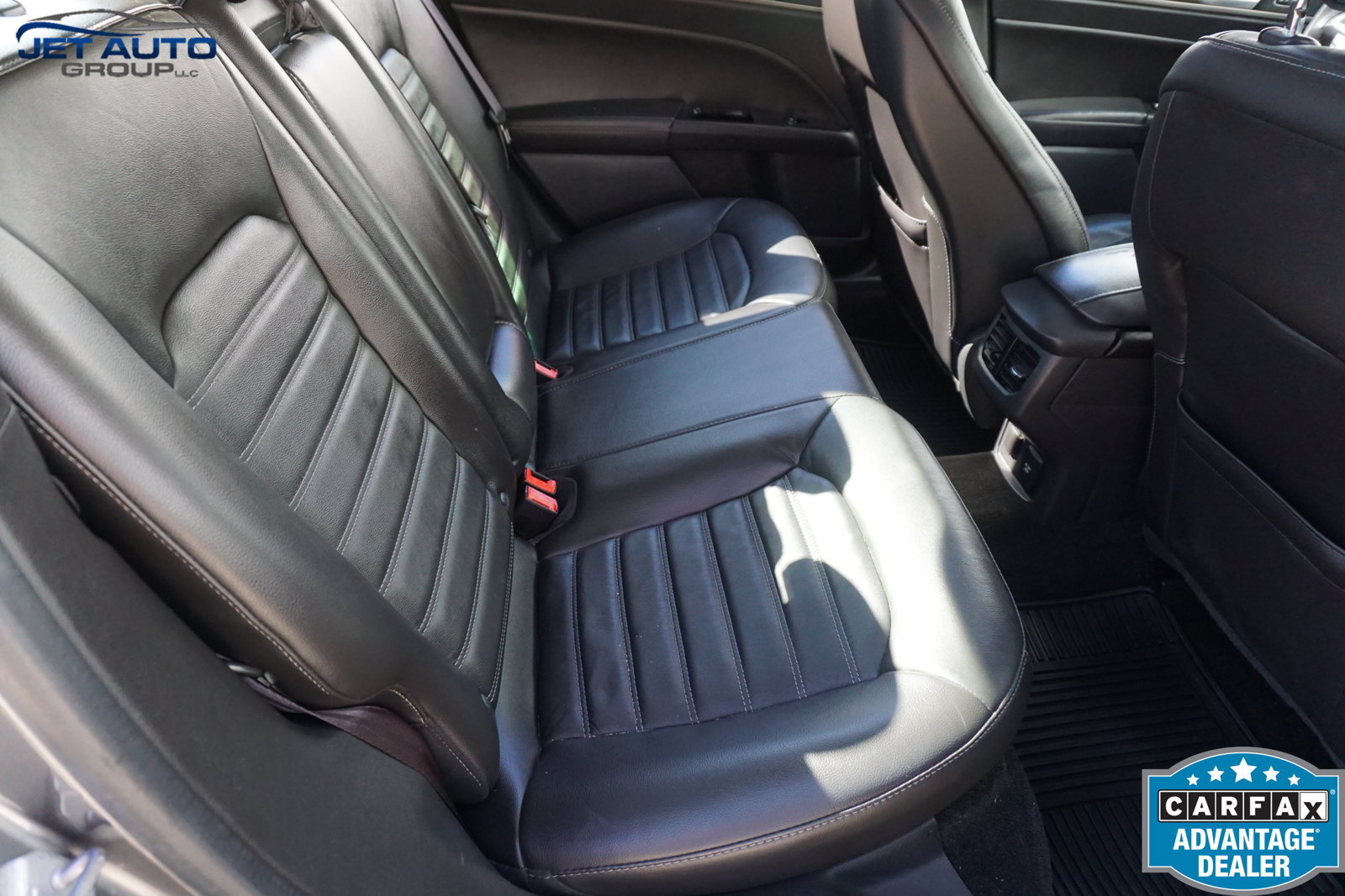 Used 2014 Ford Fusion SE w/ Equipment Group 502A FWD image 21