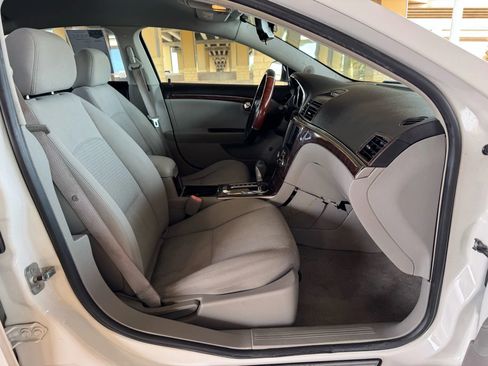 Used 2008 Saturn Aura XE image 25