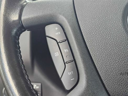 Used 2022 Chevrolet Express 3500 LT w/ LT Preferred Equipment Group RWD image 29