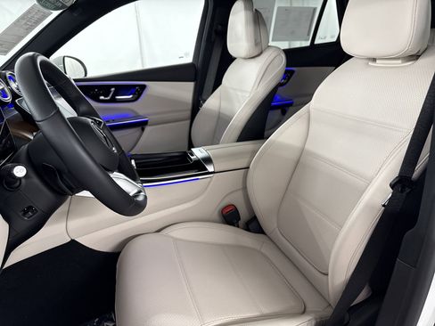 Certified 2023 Mercedes-Benz GLC 300 image 5