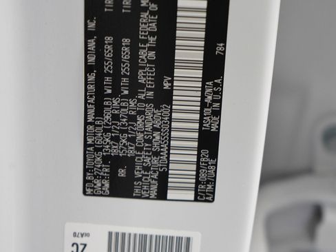 Used 2025 Toyota Grand Highlander FWD image 32