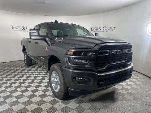 Used 2025 RAM 2500 Big Horn image 3