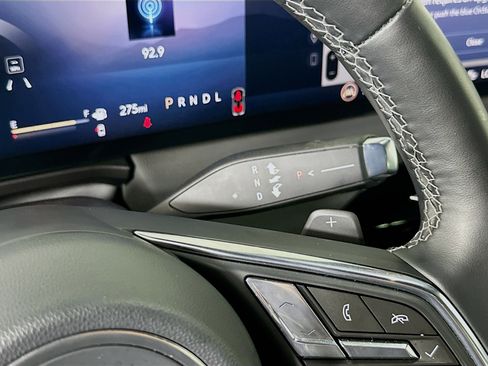 Used 2025 Buick Enclave Preferred image 25