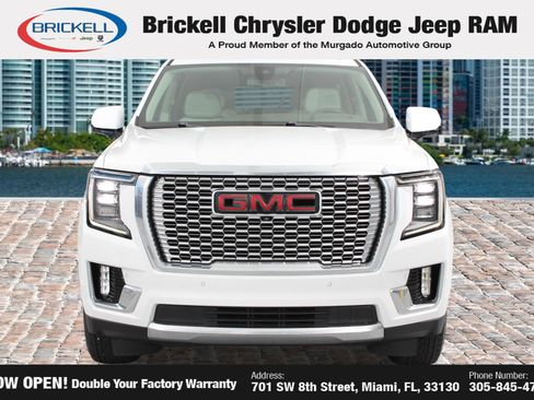 Used 2022 GMC Yukon Denali AWD/4WD image 8