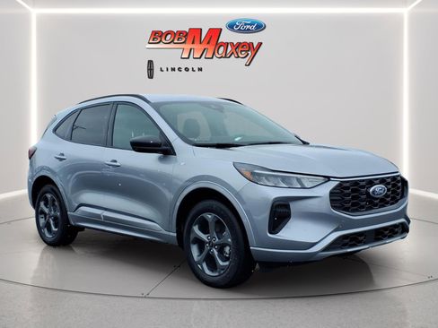 Used 2024 Ford Escape ST-Line w/ Tech Pack #1 image 3