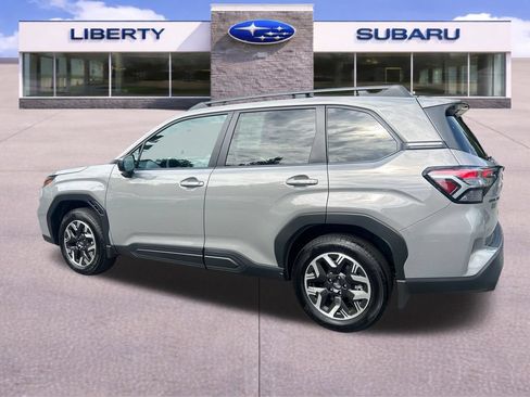 Used 2026 Subaru Forester Premium AWD/4WD image 6