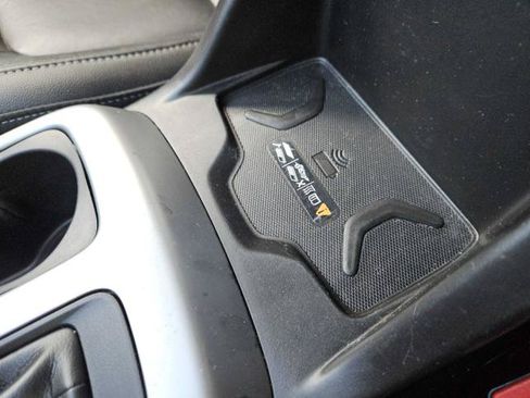 Used 2019 Chevrolet Colorado ZR2 AWD/4WD image 23