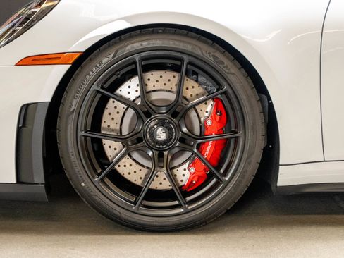 Certified 2026 Porsche 911 GT3 RWD image 21
