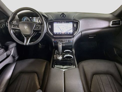 Used 2023 Maserati Ghibli Modena RWD image 9