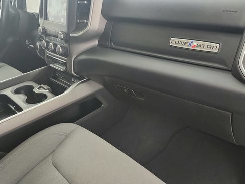 Used 2019 RAM 1500 Big Horn RWD image 40