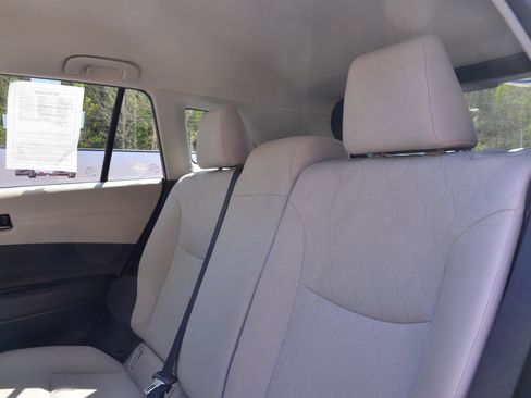 Used 2024 Toyota Corolla Cross LE image 20