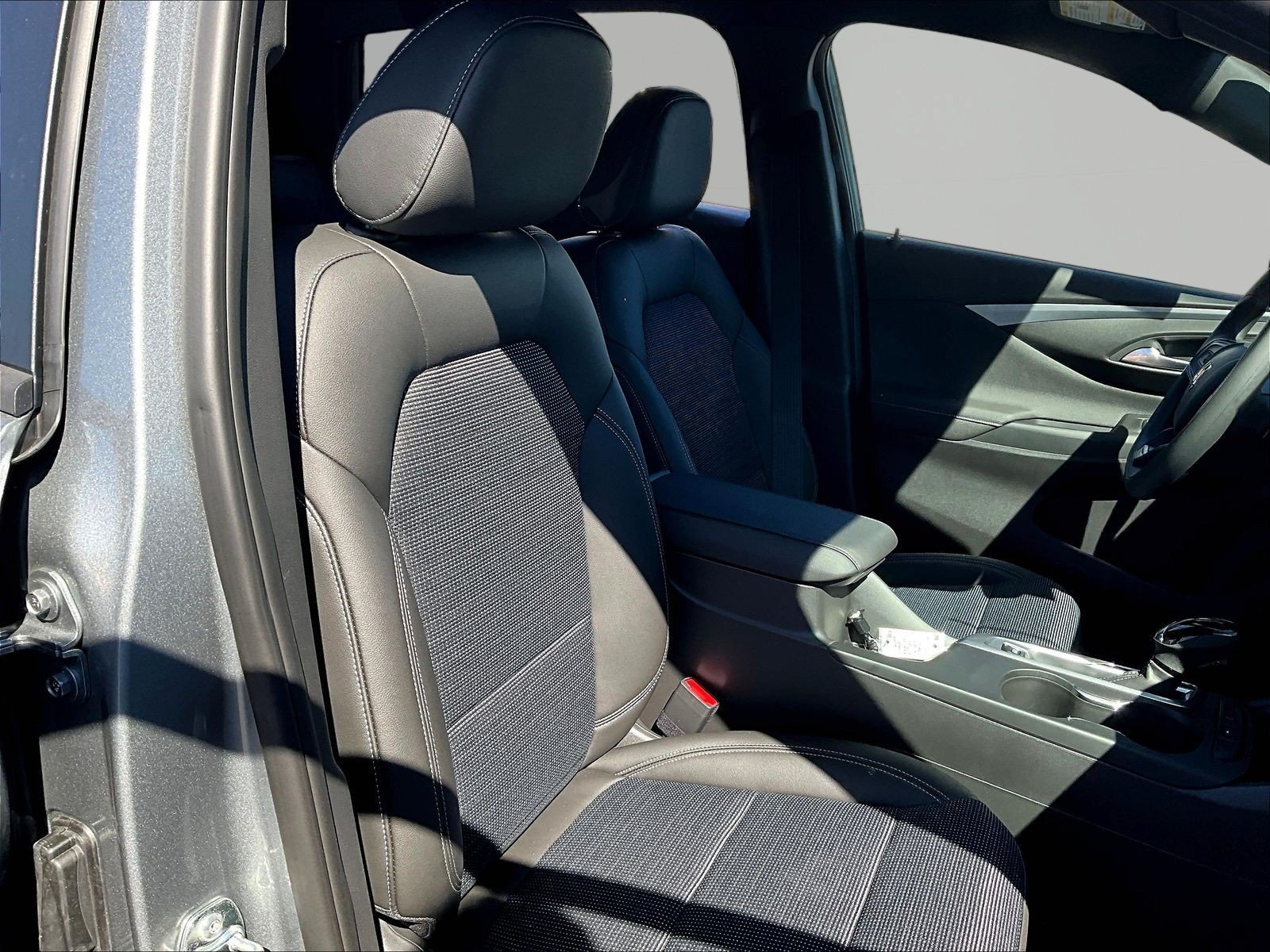 New 2026 Buick Envista Preferred FWD image 18