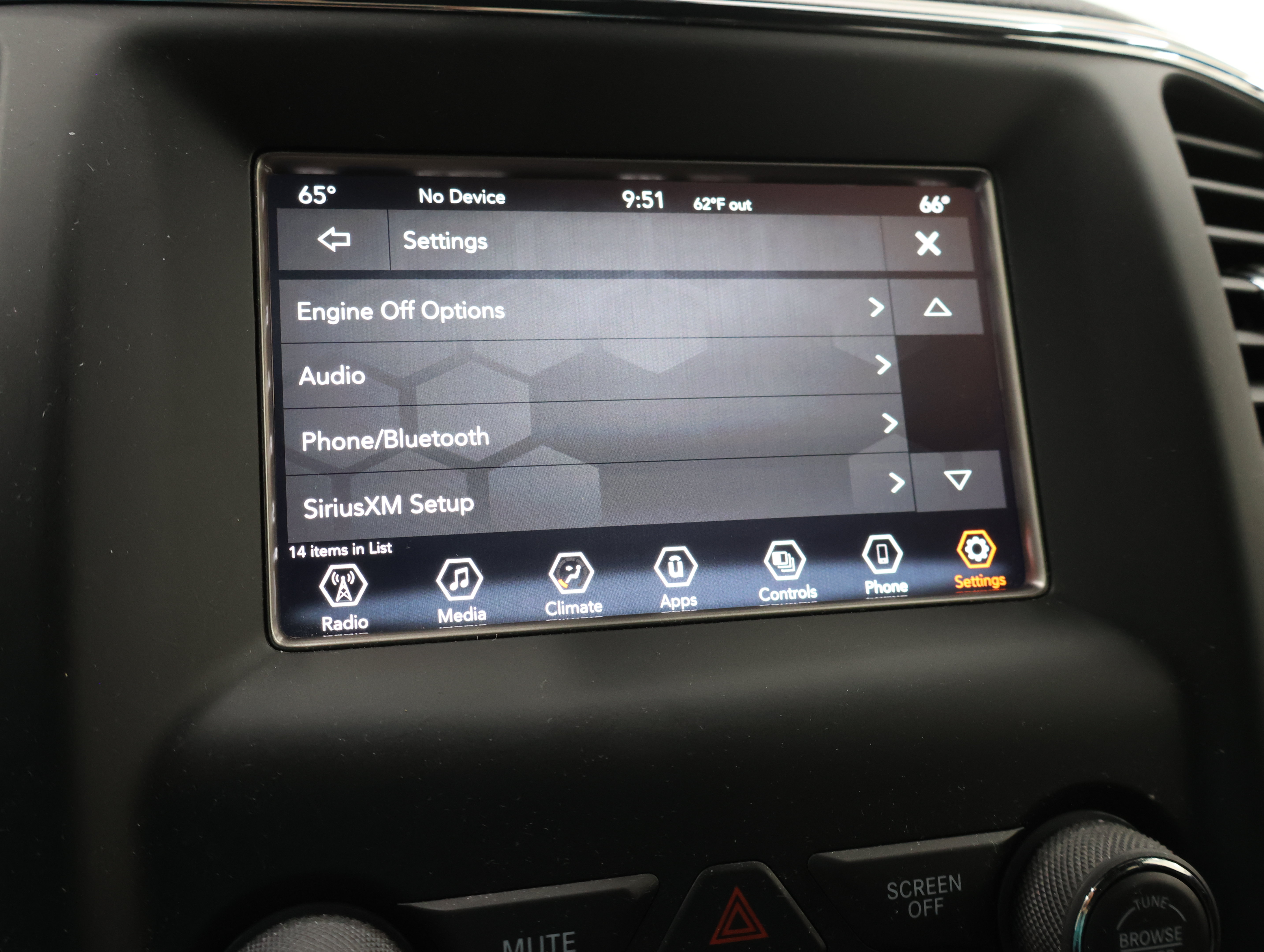 Used 2021 Jeep Grand Cherokee Laredo AWD/4WD image 55