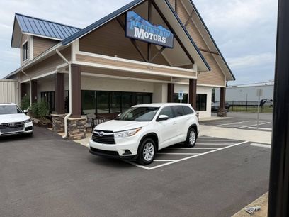Used 2015 Toyota Highlander LE
