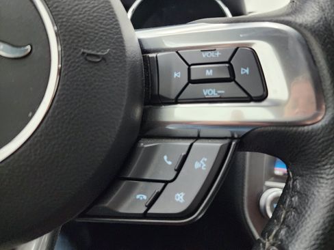 Used 2015 Ford Mustang GT Premium RWD image 17