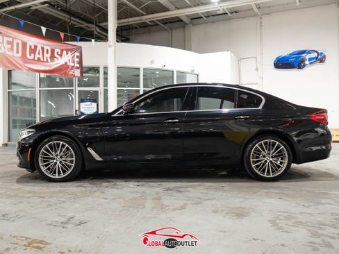 Used 2018 BMW 530e w/ Premium Package 2 image 4