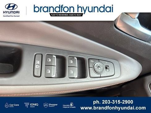 Used 2019 Hyundai Santa Fe AWD image 13