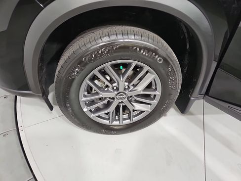 Certified 2025 Nissan Rogue S AWD/4WD image 27