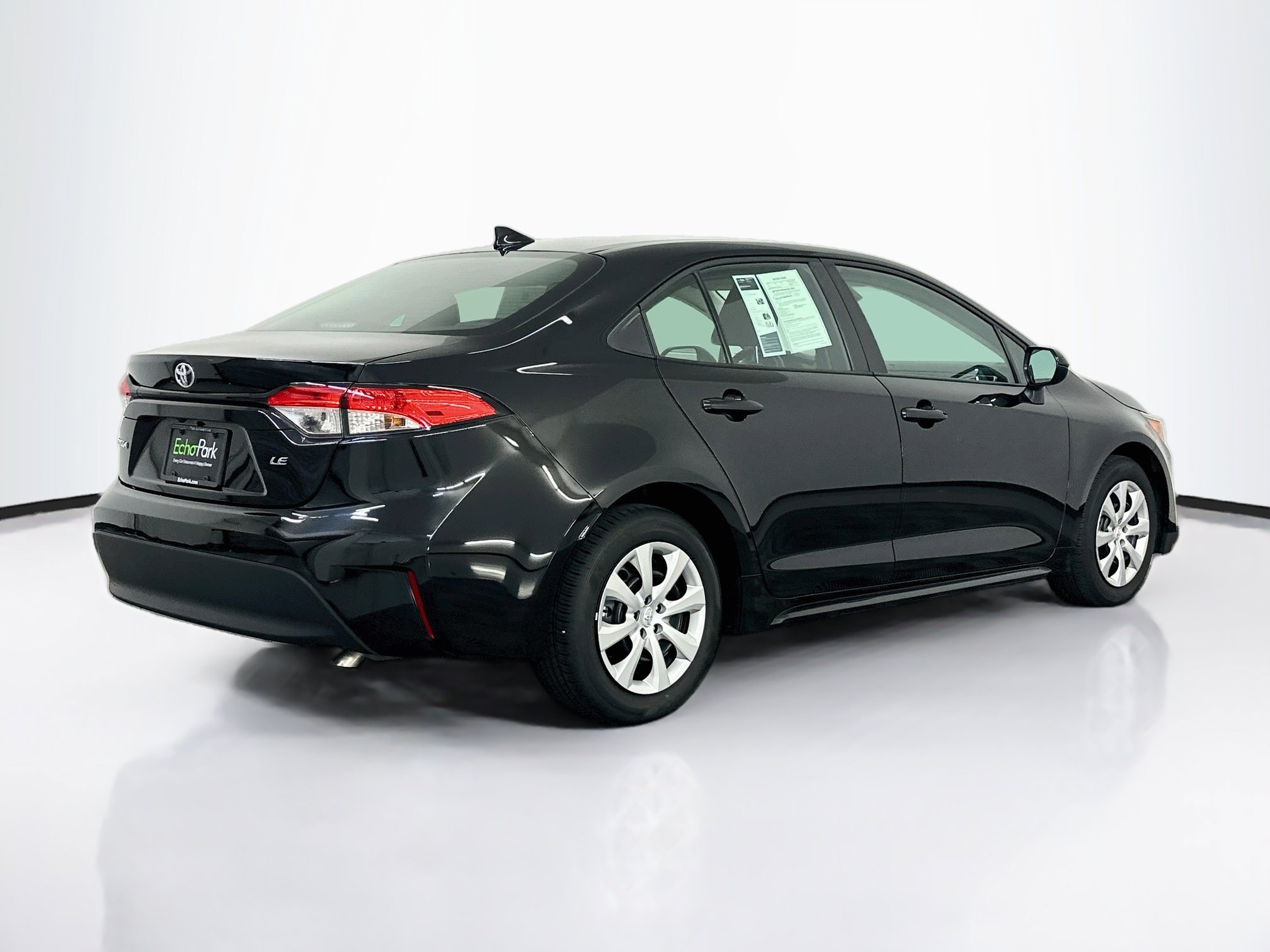 Used 2026 Toyota Corolla LE FWD image 9