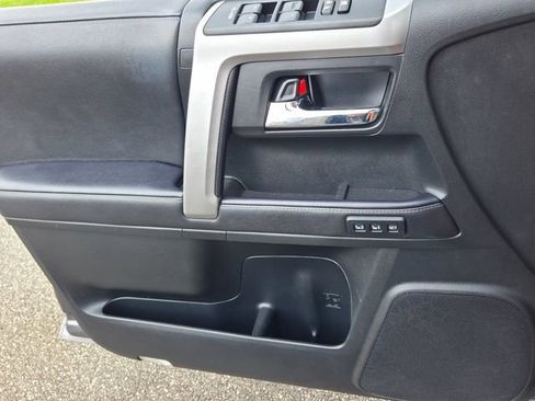 Used 2022 Toyota 4Runner Limited RWD image 29