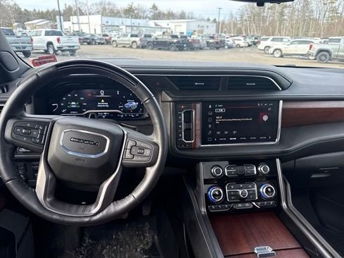 Certified 2024 GMC Yukon Denali Ultimate AWD/4WD image 13