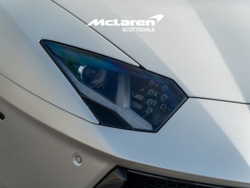 Used 2015 Lamborghini Aventador LP 700-4 image 11