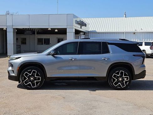 New 2026 Chevrolet Traverse High Country w/ LPO, Floor Liner Package image 44