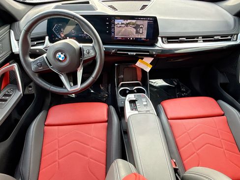 Used 2025 BMW X1 xDrive28i w/ Technology Package AWD/4WD image 15
