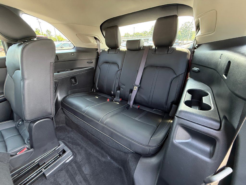 Used 2024 MAZDA CX-90 Plug-In Hybrid w/ Preferred AWD/4WD image 26