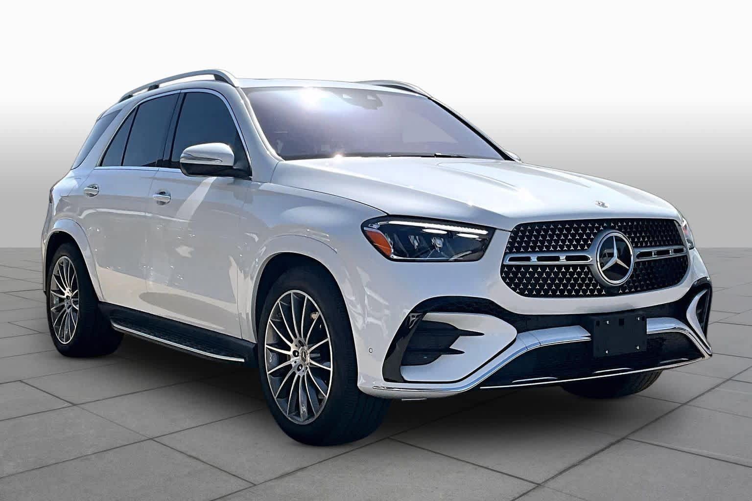 Used 2026 Mercedes-Benz GLE 580 4MATIC image 3