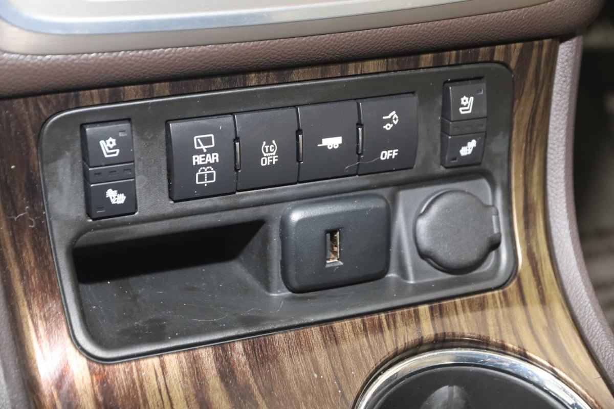 Used 2016 GMC Acadia Denali AWD/4WD image 24