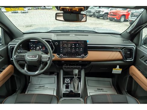 New 2026 GMC Canyon AT4 AWD/4WD image 31
