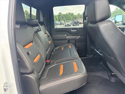 Used 2022 GMC Sierra 2500 AT4 w/ AT4 Preferred Package AWD/4WD image 15