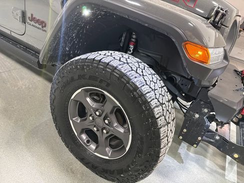 Used 2020 Jeep Gladiator Rubicon image 10