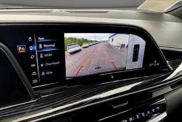 Used 2021 Cadillac Escalade ESV Sport AWD/4WD image 16