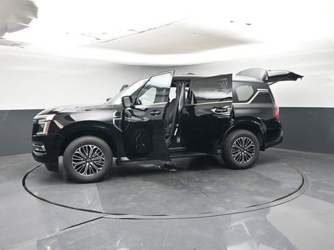 New 2026 Nissan Armada Platinum image 44