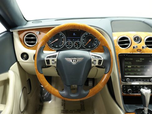 Used 2016 Bentley Continental GT image 26