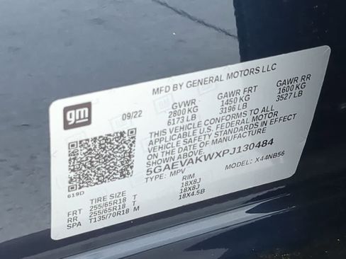 Used 2023 Buick Enclave Essence image 36