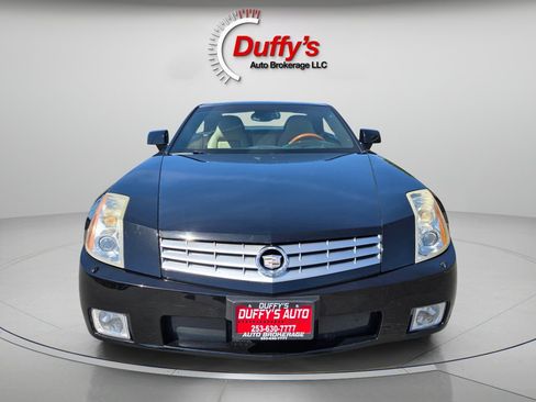 Used 2007 Cadillac XLR RWD image 16