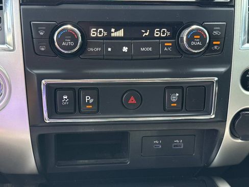 Certified 2021 Nissan Titan SV w/ SV Convenience Package RWD image 24